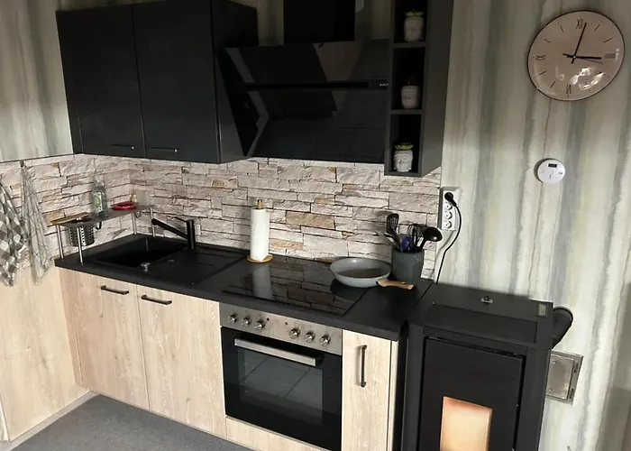 Am Waldrand Mit Grossem Garten レバークーゼン