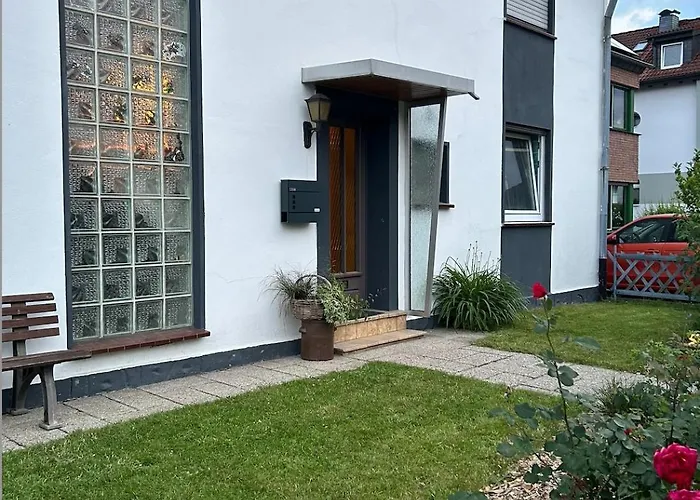 Am Waldrand Mit Grossem Garten レバークーゼン