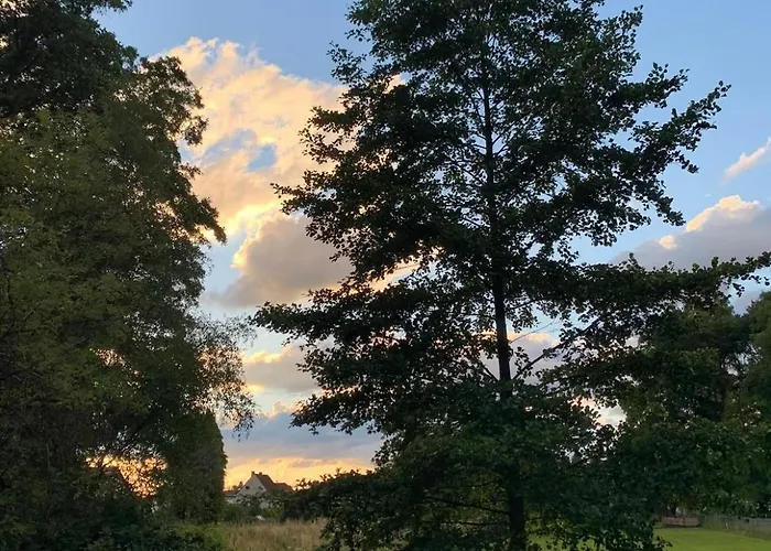 アパート Am Waldrand Mit Grossem Garten